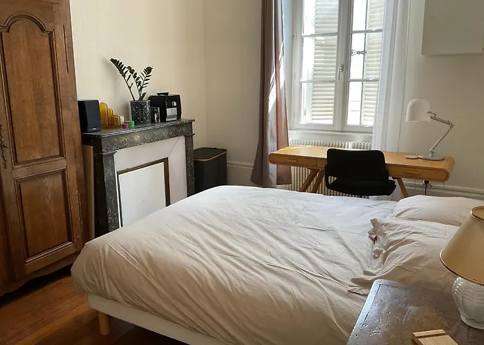 Petit Douillet, Centre Historique De *